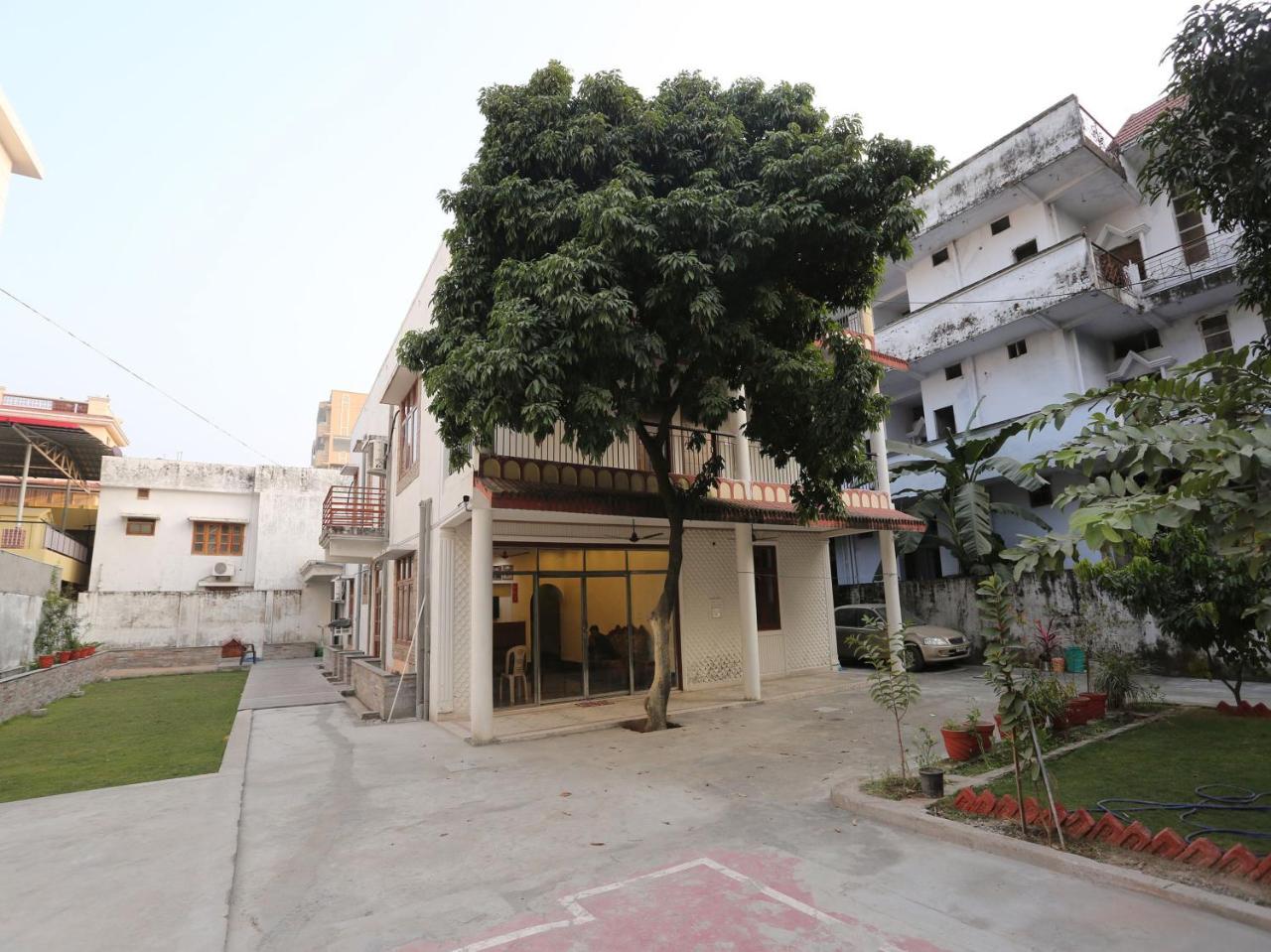 Oyo 10448 Green View Home Stay Dehradun Eksteriør bilde