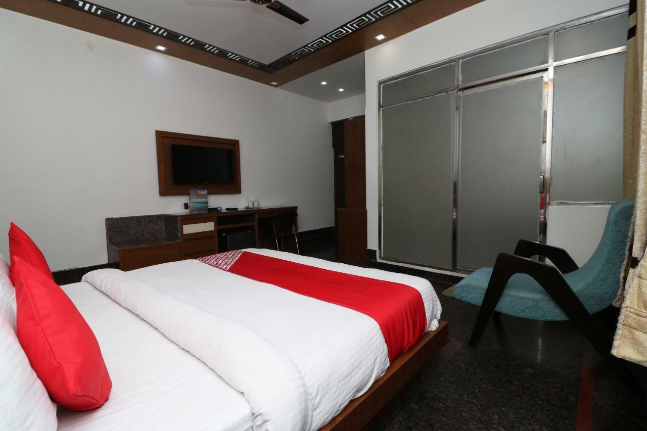 Oyo 10448 Green View Home Stay Dehradun Eksteriør bilde